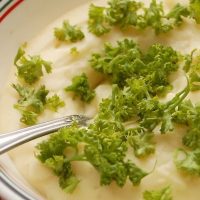 طرز تهیه ی سالاد سیب زمینی مدیترانه ای