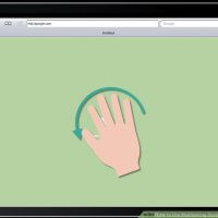نحوه ی باز کردن نوار multitasking  با استفاده از حرکات ترکیبی تعیین شده در iPad