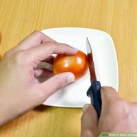 چگونه با گوجه گل رز درست کنیم ؟ چگونه با گوجه گل رز درست کنیم ؟