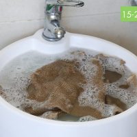 نحوه شست و شوی گونی به صورت دستی